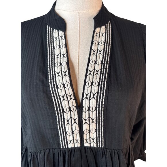 Banana Republic XS Black Peplum Blouse White Embroidery Puff Sleeves - Picture 4 of 12